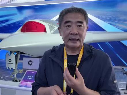 彩虹-7真机闪亮登场!隐身穿透对方防线,进行斩首作战没问题 #珠海航展