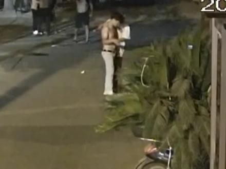 借酒消愁愁更愁 男子猛踹路边车被拘留#橙意视频