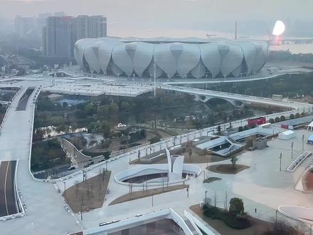 奥体边上被我发现了宝藏轻定制服装店! 太高级啦 #MJORI轻定制品牌体验店#轻定制 #过年穿什么