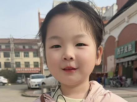 二月二龙抬头,听说这一天给孩子剪头发比较好,你们那有这习俗吗#萌娃 #人类幼崽 #亲子互动 #二月二龙抬头