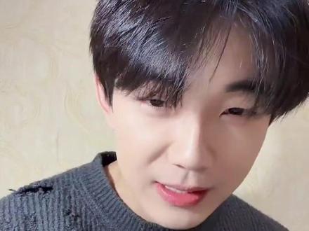 我真不行了,到底谁是男小三! @方瑾 宝宝你来说!#网剧炽热吸引 #崔雨鑫 #吴飞 #方瑾