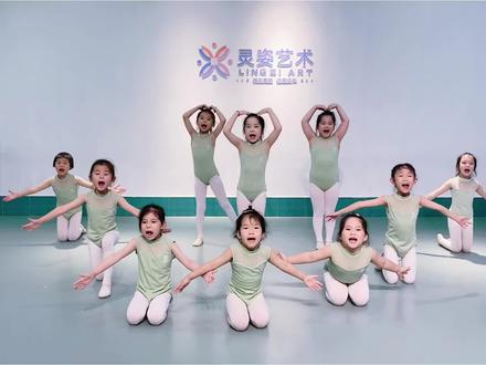 ㊗️全天下母亲节日快乐!身体健康!#少儿舞蹈中国舞
