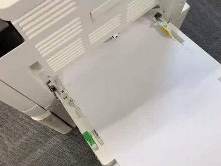 东芝复印机旁路放纸打印时,需要到机器旁,按屏幕上的开始键才能打印今天教大家如何关闭它,让机器自动开始打印