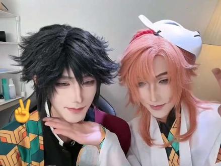 #义秋 #义久 #锖义 #自行避雷 #义久直播切片
今晚是温馨场。锖兔:@义点点大王 富冈义勇:@秋久大王