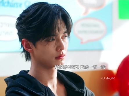 这个靳朝真的占有欲超强的#何与 #虞书欣 #双轨 #看双轨被甜的睡不着