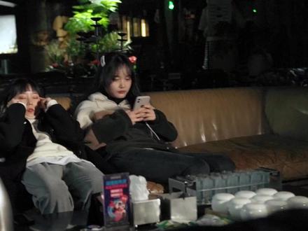 拒绝冷场,学起来 #酒桌游戏 #2021新春日记 #企业认证新春5折 @企业号小助手 @DOU+小助手