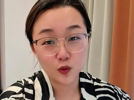 黄金凤冠网红的瓜,真的越吃越有意思#黄金凤冠#benny董子初 #董子初 #张凯毅 #吐槽