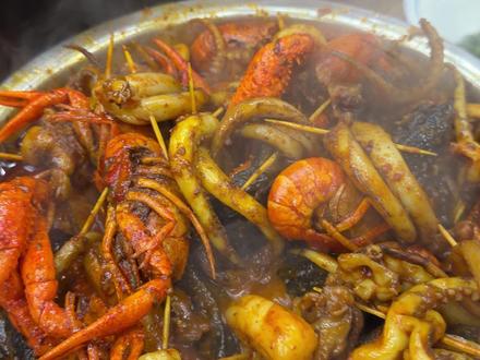 长沙巨牛逼好吃的牙签鱿鱼臭豆腐小龙虾!!!!!!#长沙美食 #长沙 #鱿鱼 #为家乡美食打call #长沙旅游