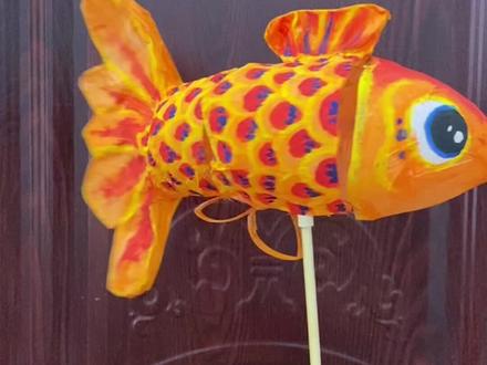 灯笼鱼的做法 37cd64423610f54a67a39a41d3753aa1~tplv-dy-resize-origshort-autoq-75:330.jpeg?x-expires=2007604800&x-signature=6qaL1O65YY7aghujocAHIpyOmG8%3D&from=3213915784&s=PackSourceEnum_AWEME_DETAIL&se=false&sc=cover&biz_tag=pcweb_cover&l=2023081712543330C78C9181B3E3129AF2