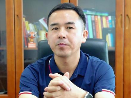 张桂梅校长及华坪女子高中遭大V嘲讽至今没有考上清北学生#张桂梅 #高考成绩 #小镇做题家 #人生 #八角笼中