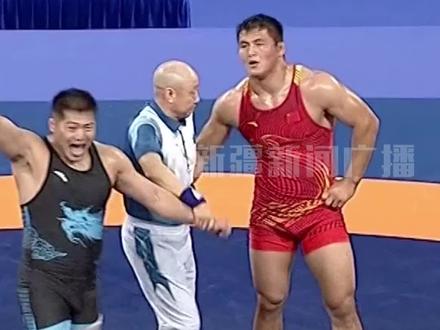 第十五届全运会自由式摔跤 新疆队获得一银两铜#新疆 #摔跤 #全运会
