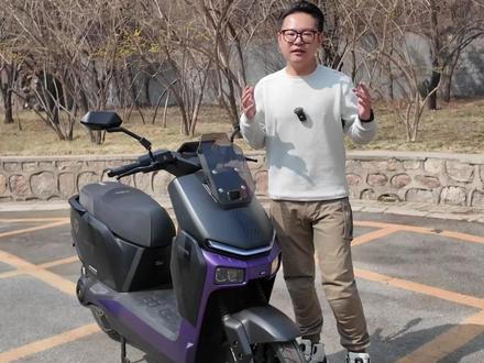 4k档带ABS的超智能电摩?长测!雅迪冠能星舰II试驾报告 #雅迪冠能星舰二代 #雅迪电动车 #雅迪 #智能进化跃级高配 #电动车