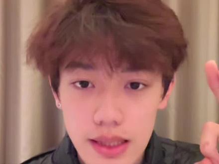 女王正面回应fake事件#女王殿下的弟弟养的狗的主人 #直播录屏分享 #抽象 #erd #李圣俊