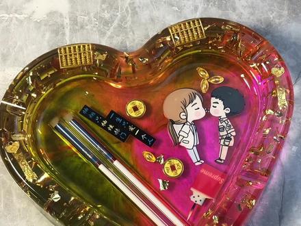 心形烟灰缸你想送给谁#烟灰缸 #滴胶手工制作