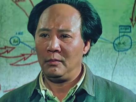 他是人民领袖,更是把温柔藏在严厉里的父亲! #伟人 #近代史