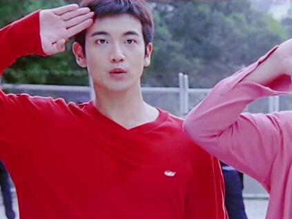 他姓张,嚣张的张#盛世美颜 #抬眼杀 #向全世界安利 #张智尧