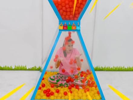 尼基兄弟要闯关,妈妈被关沙漏中,五把锁怎么开,快来看一看 #闯关游戏