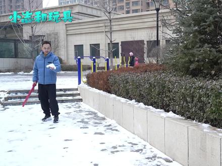 小志扔雪球砸中了僵尸博士 结果被他吸走了我的世界的钻石剑