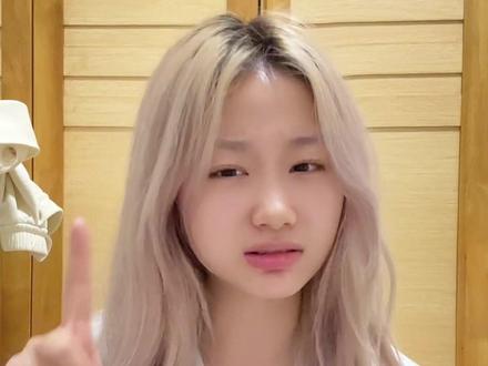 反正下次香港演唱会站票再也不来了……
#香港跨年演唱会 #吐槽