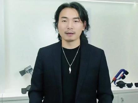 戴森全新一代多功能造型吹风机
HS09 吹风 卷发 直发三合一
赶快来体验戴森掌上沙龙吧
#戴森 #戴森吹风机 #戴森新品 #戴森多功能美发棒