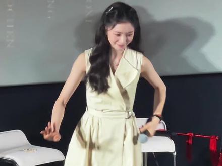 浩存演绎秦腔身段,简直太灵太可爱了 #刘浩存