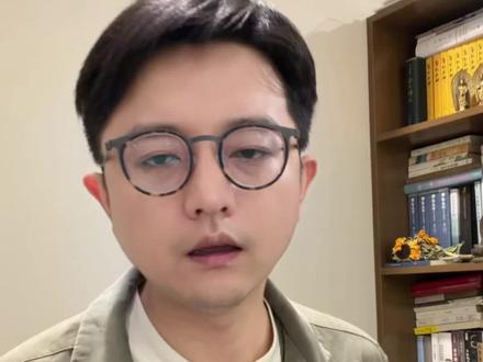 阅后分享:
余华《卢克明的偷偷一笑》
刘震云《咸的玩笑》
#文学 #小说 #余华 #刘震云 #小先生阿摩