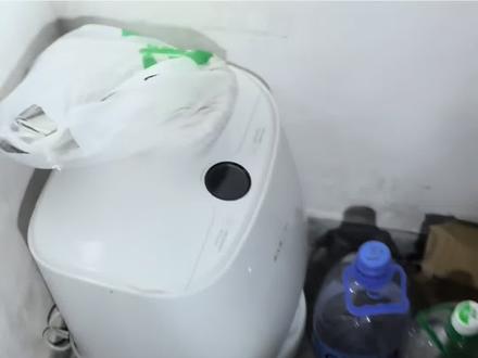 第一视角带你沉浸式体验在小区垃圾桶里面捡好东西#捡漏好物 #捡废品 #真实案件记录 #兼职日常