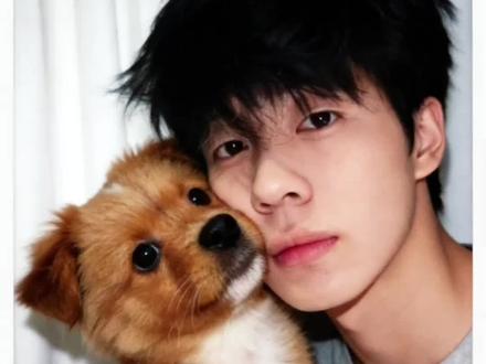 权威还得是你!~和狗狗拥抱ai合照指令教程来
啦!!和狗狗合照#豆包ai #豆包P图已经nextlevel了#豆包P图指令和自家萌宠合照 豆包P图和狗狗
合照 #和宠物合照#豆包爆改真有两下子