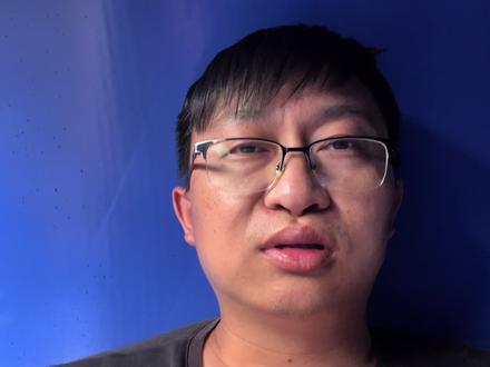 上一个视频被评论区联名举报了,什么时候价值观由粉丝做主了?应你们要求我赶紧找了个工地搬砖。怕了,怕了。#赶飞机社死瞬间 #00后 #成都 #哦吼小闪电 #井川里予