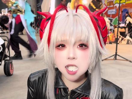 好奇怪,怎么会有人名字叫狗带😂 #一拳狗奈 #佐洛洛 #cp32 #三角洲行动 #麦晓雯