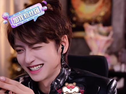 完全是月门亲生的暖心「豆包」,又可爱又同频,把我们小猪都说害羞了哈哈哈哈😄@皮皮皮皮朱 #皮皮皮皮朱 #皮皮皮皮朱的直播录屏 #豆包 #同频 #超甜