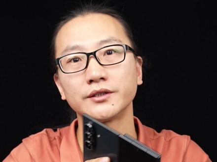 Galaxy Z TriFold 三折叠。简单测评下折叠设计,今晚拆机看下有什么不同!#三星三折叠 #三星ztrifold