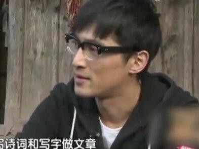胡歌怎么也没想到,15年前资助的女孩,如今竟成了他最大的骄傲 2#胡歌 #资助 #符桂兰 #人品 #正能量