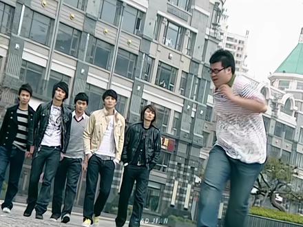 “爱一个人,就要勇敢去追求” #了不起的混剪团 #青年创作者成长计划 #爱情 #治愈 #温馨