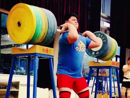国际举联男子举重级别有哪些 #举重 #健身 #力量训练 #男子举重