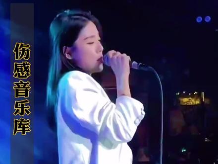 沙哑的嗓音,听哭了有故事的人#思念成沙 #伤感音乐