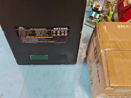 买了个钠电池专用控制器,搭配上我的钠电池,发挥钠电池的潜能。