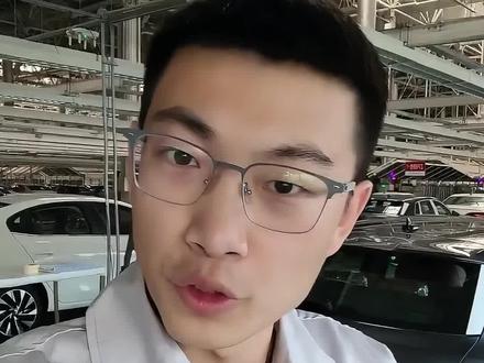 别被飞驰人生3骗了!沐尘100的A3和9万9的A3,根本不是一台车#奥迪A3 #飞驰人生3 #沐尘100 #汽车人共创计划 #电影和现实的区别