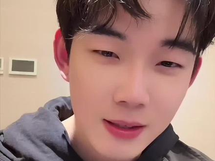 崔哥快来解释一下
关于崔雨鑫@崔雨鑫 有没有偷穿方方衣服这件事#向全世界安利宝藏男孩 #阳光温柔帅气大男孩 #小狗林倦 #吴飞 #崔雨鑫