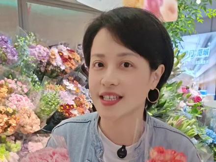 母亲节送礼别瞎买,这几种花送妈妈最讨喜 母亲节送礼别瞎买,辣利婆告诉你这几种花送妈妈最讨喜#母亲节#我妈是世界上最好的妈#辣利婆来哒