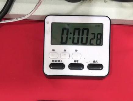 #拆后盖 #拆机 #手机技巧 #OPPO #璐涵修手机 30秒挑战拆OPPO后盖