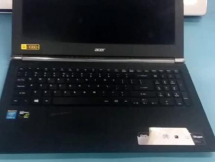 宏碁 Aspire VN7-591G,I5 4210HN 2.9,4G 128G 固态+500G 独显15.7