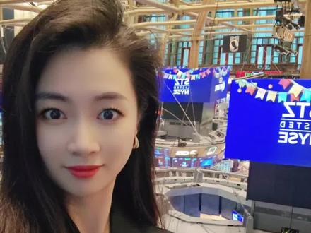 华尔街纽交所里到底什么样子,给大家分享一下 #华尔街 #美国 #投资 #金融 #财经