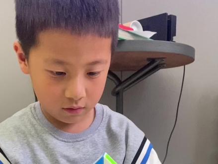 两个48段魔尺变得弹簧鱼雷#百变魔尺 #认真的样子真可爱 #提升专注力