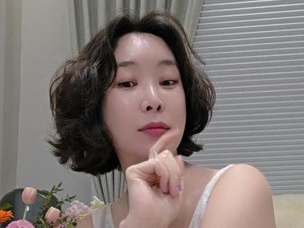 别羡慕韩女的皮肤就这样涂抹就行! 透亮水光肌韩女都爱用已经dalba是老牌子了、只用过白松露喷雾的可以全系列试试#dalba#韩女#水光肌#透亮肌 #韩国化妆品