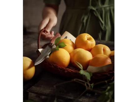 轻轻松松拍个黄桃#美食摄影 #静物摄影 #水果