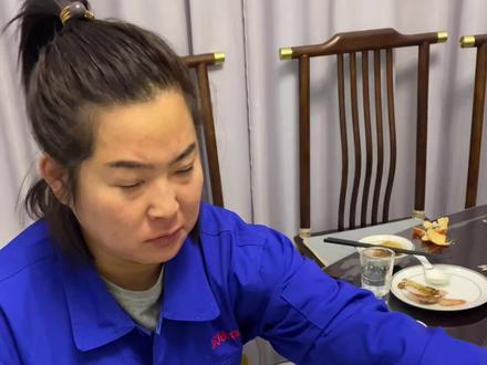 为什么每次吃饭她都带袋#原创 #一定要看到最后 #吃席#打包