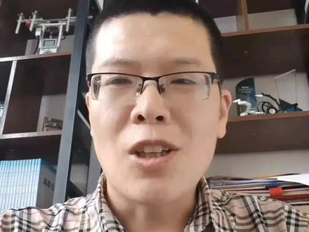 多层折叠散热技术分析 韬定律的多层折叠技术,我们搭配金刚石散热薄膜,整体厚度仅增加 0.1 毫米,综合性能直接对标 3 纳米先进制程。