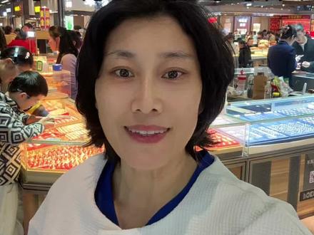 金价银价暴跌
黄金加很高yi价才能买到
白银狂抛
银条yi价也高
#上热门 #金价 #黄金 #白银 #黄金珠宝