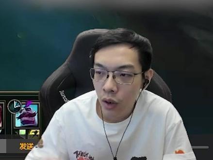 #青蛙辅助 自己配电脑的注意事项 #lol #游戏